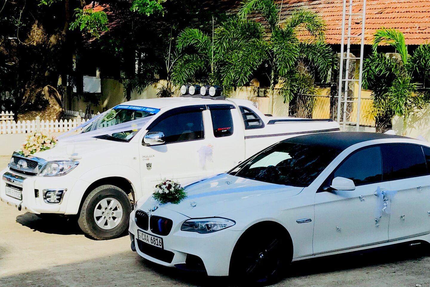 Chauffeured wedding car hire in Sri Lanka ready for wedding schedule
